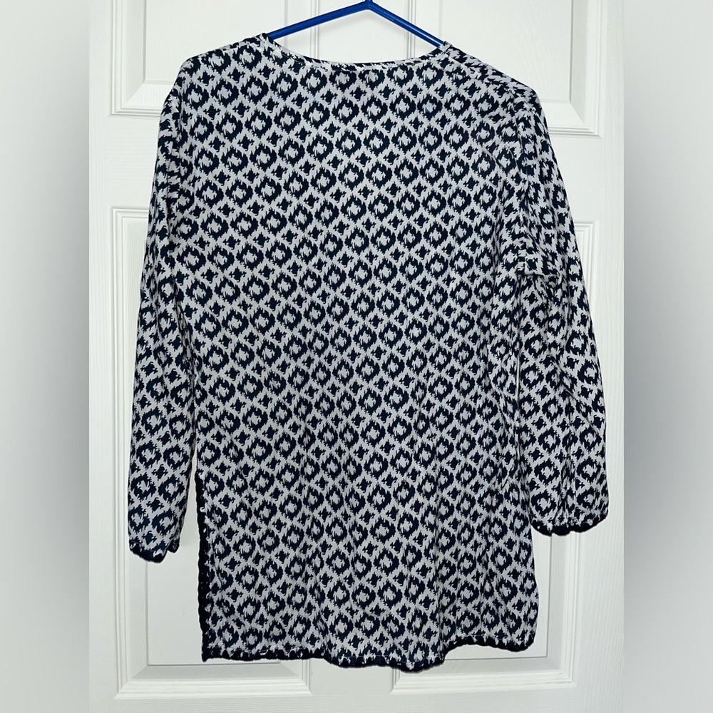 Madison Mathew’s Blouse - Picture 2 of 4